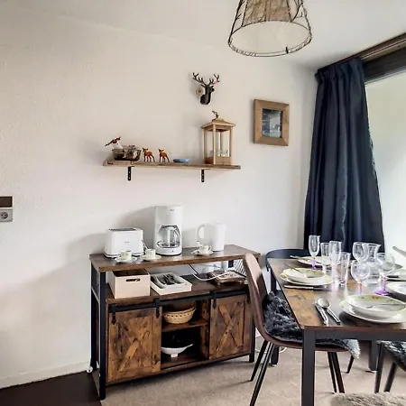 Apartment Renove Au Pied Des Pistes Avec Balcon, Parking Et Wifi - Fr-1-344-985 Saint-Martin-de-Belleville