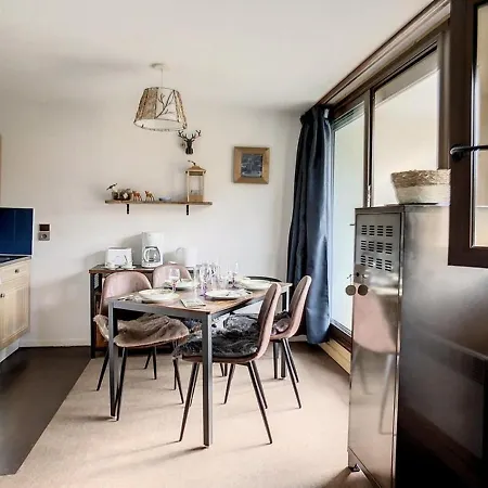 Renove Au Pied Des Pistes Avec Balcon, Parking Et Wifi - Fr-1-344-985 Apartment