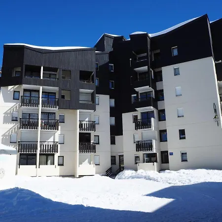Apartment Renove Au Pied Des Pistes Avec Balcon, Parking Et Wifi - Fr-1-344-985